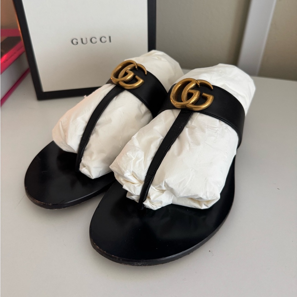 Gucci Women's Marmont Thong Sandals